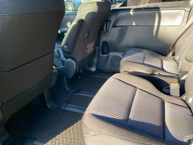 ヴォクシー ＺＳ　純正９インチナビ　バックカメラ　フルセグＴＶ　ブルートゥース　ビルトインＥＴＣ　ステアリングスイッチ　７人乗り　片側パワースライドドア　純正フリップダウンモニター（38枚目）