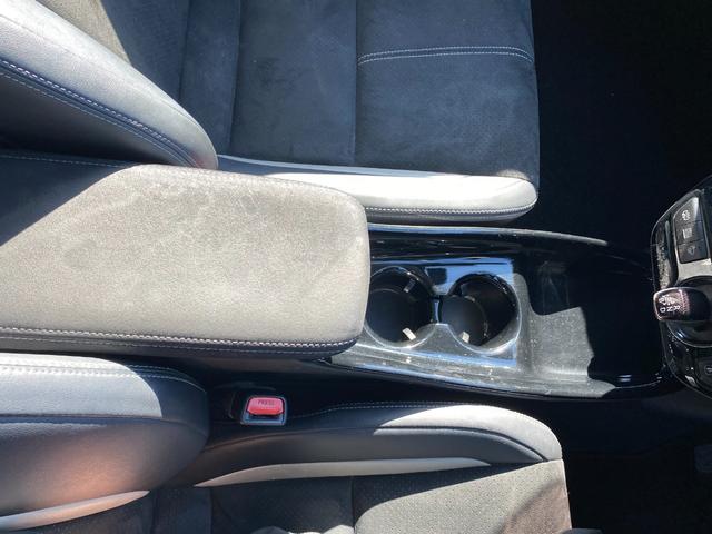 プリウスPHV Sナビパッケージ・GRスポーツ メーカーナビ11.6インチ フルセグ地デジTV ブルートゥース ビルトインETC2.0 バックカメラ プリクラッシュセーフティ レーダークルーズコントロール ルーフレザーシート シートヒーター(20枚目)