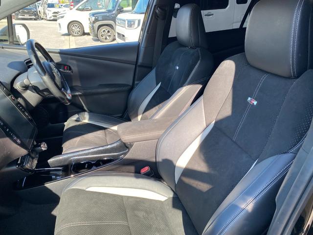 プリウスPHV Sナビパッケージ・GRスポーツ メーカーナビ11.6インチ フルセグ地デジTV ブルートゥース ビルトインETC2.0 バックカメラ プリクラッシュセーフティ レーダークルーズコントロール ルーフレザーシート シートヒーター(33枚目)