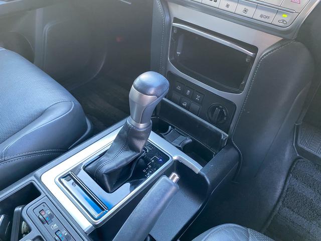ランドクルーザープラド TX Lパッケージ 4WD アルパイン9インチナビ バックカメラ ブルートゥース サンルーフ パワーシート 寒冷地仕様 ルーフレール モデリスタエアロ OP19インチアルミ ドラレコ クルーズコントロール(25枚目)