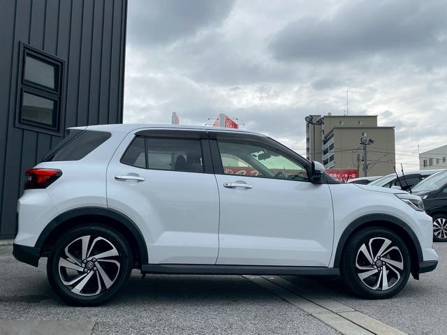 ライズ Z ワンオーナー 9インチディスプレイオーディオ フルセグ地デジTV ブルートゥース パノラミックビューモニター スマートアシスト レーダークルーズコントロール 前席シートヒーター ステアリングリモコン(8枚目)