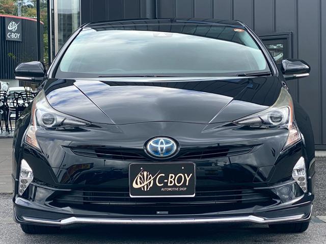 プリウス Sツーリングセレクション 純正9インチナビ ブルートゥース ビルトインETC ステアリングリモコン 合皮シート 社外18インチアルミ フルセグTV バックカメラ シートヒーター クルーズコントロール 革巻きステアリング(6枚目)