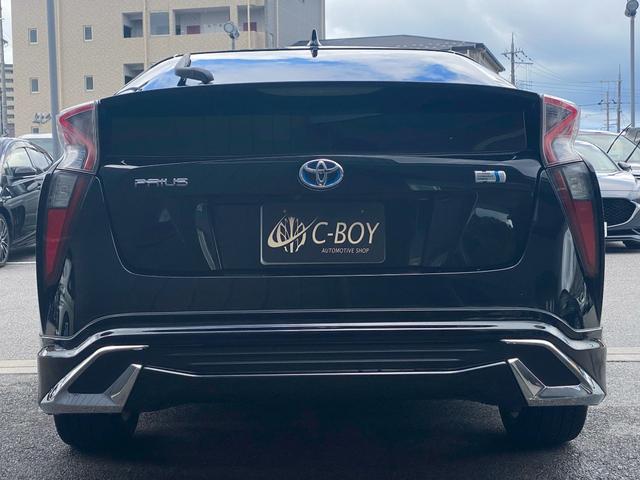 プリウス Sツーリングセレクション 純正9インチナビ ブルートゥース ビルトインETC ステアリングリモコン 合皮シート 社外18インチアルミ フルセグTV バックカメラ シートヒーター クルーズコントロール 革巻きステアリング(10枚目)