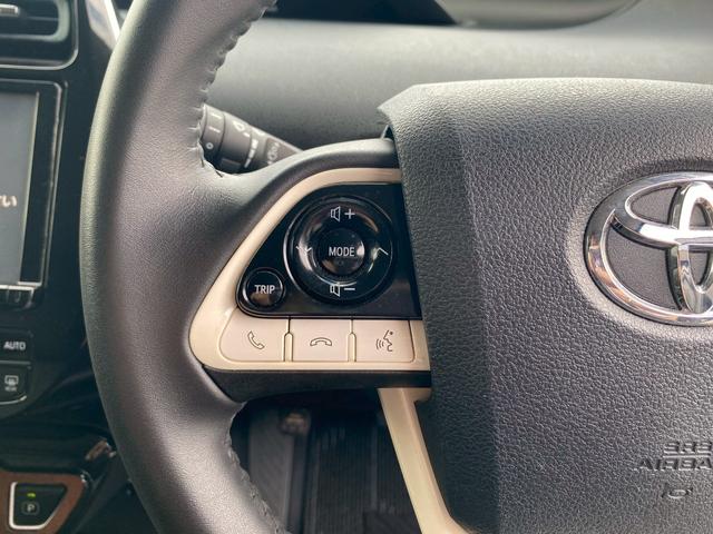 プリウス Sツーリングセレクション 純正9インチナビ ブルートゥース ビルトインETC ステアリングリモコン 合皮シート 社外18インチアルミ フルセグTV バックカメラ シートヒーター クルーズコントロール 革巻きステアリング(26枚目)