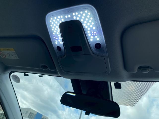 プリウス Sツーリングセレクション 純正9インチナビ ブルートゥース ビルトインETC ステアリングリモコン 合皮シート 社外18インチアルミ フルセグTV バックカメラ シートヒーター クルーズコントロール 革巻きステアリング(30枚目)