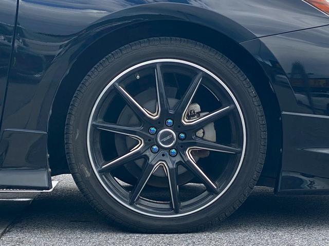 プリウス Sツーリングセレクション 純正9インチナビ ブルートゥース ビルトインETC ステアリングリモコン 合皮シート 社外18インチアルミ フルセグTV バックカメラ シートヒーター クルーズコントロール 革巻きステアリング(45枚目)