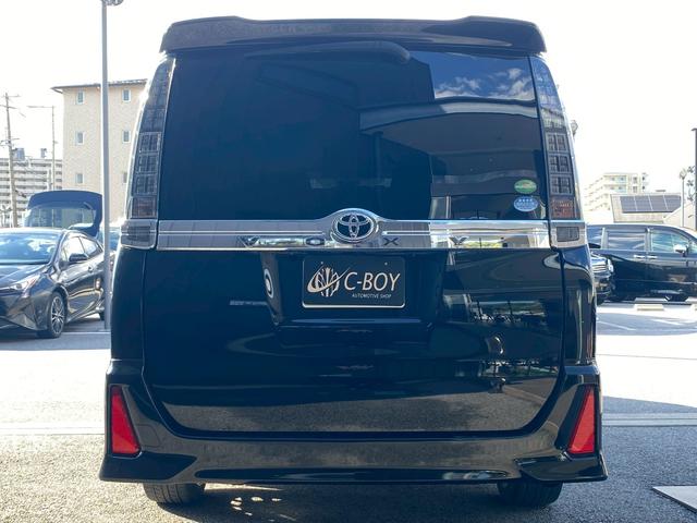 ヴォクシー ZS 煌II 純正10インチSDナビ フルセグ地デジTV ブルートゥース 純正12.8インチフリップダウン ビルトインETC2.0 両側パワースライドドア スライドドアサンシェード プリクラッシュセーフティ(10枚目)