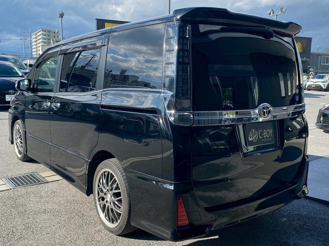 ヴォクシー ZS 煌II 純正10インチSDナビ フルセグ地デジTV ブルートゥース 純正12.8インチフリップダウン ビルトインETC2.0 両側パワースライドドア スライドドアサンシェード プリクラッシュセーフティ(11枚目)