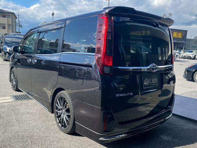 エスクァイア ハイブリッドGi ブラックテーラード 純正10インチSDナビ フルセグ地デジTV ブルートゥース ビルトインETC 両側パワースライドドア スライドドアサンシェード 前席シートヒーター スマートキー&プッシュスタート ドライブレコーダー(11枚目)