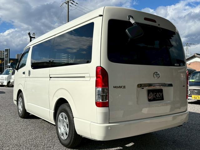 ハイエースワゴン GL 純正SDナビ ワンセグTV ブルートゥース バックカメラ AC100V電源 左側パワースライドドア ステアリングリモコン ドライブレコーダー プリクラッシュ オートエアコン リアクーラー&リアヒーター(11枚目)