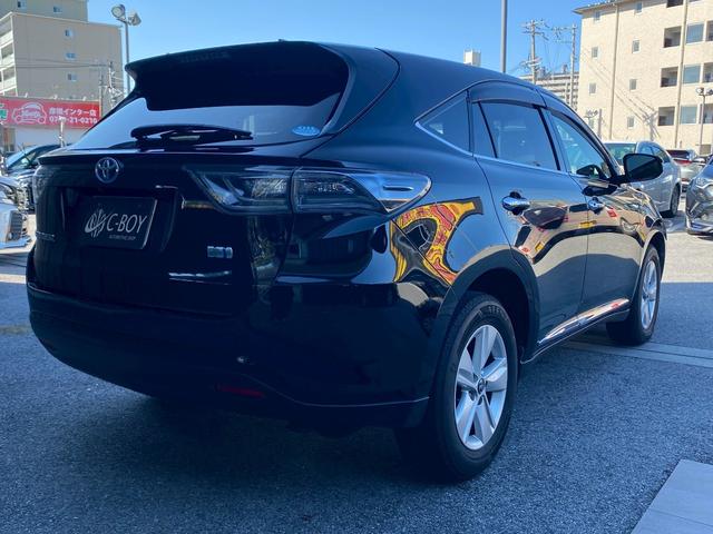 ハリアーハイブリッド エレガンス メーカーOPSDナビ フルセグ地デジTV ブルートゥース ブルーレイ再生 黒革パワーシート シートヒーター ビルトインETC バックカメラ USB&AUX入力 LEDルームランプ 4WD(9枚目)