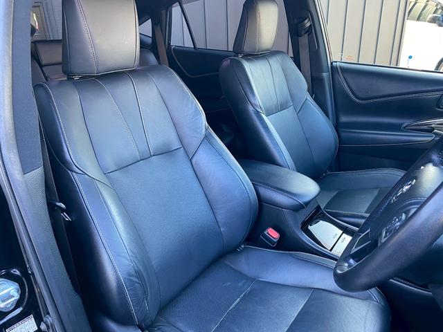 ハリアーハイブリッド エレガンス メーカーOPSDナビ フルセグ地デジTV ブルートゥース ブルーレイ再生 黒革パワーシート シートヒーター ビルトインETC バックカメラ USB&AUX入力 LEDルームランプ 4WD(33枚目)