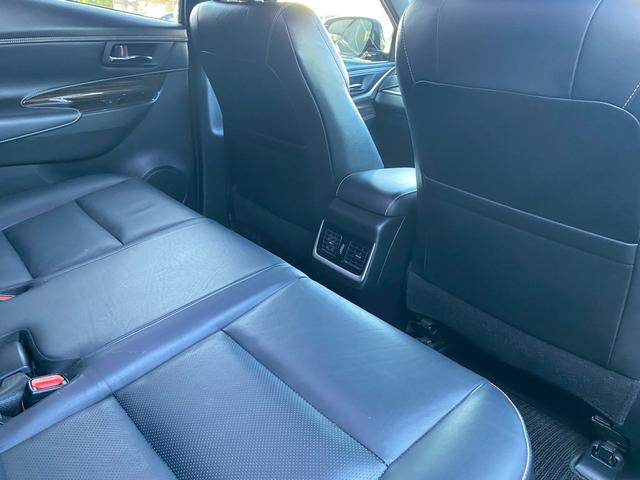 ハリアーハイブリッド エレガンス メーカーOPSDナビ フルセグ地デジTV ブルートゥース ブルーレイ再生 黒革パワーシート シートヒーター ビルトインETC バックカメラ USB&AUX入力 LEDルームランプ 4WD(35枚目)