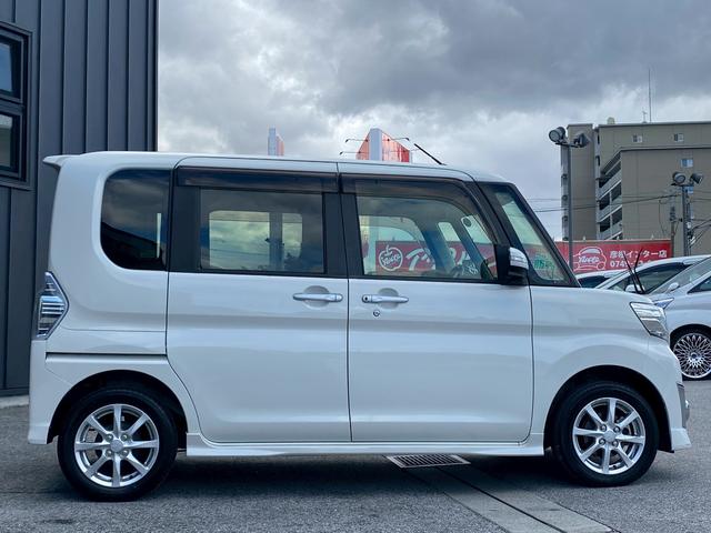 タント カスタムX AUX接続可 片側パワースライドドア フォグランプ プッシュスタート 純正CDオーディオ エコアイドル オートライト サンシェード 電格ミラー(8枚目)