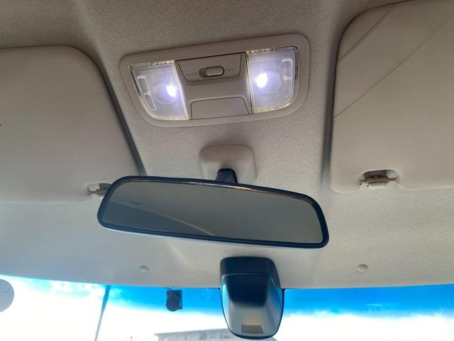 N-BOXカスタム 2トーンカラースタイル G・Aパッケージ ギャザスメモリーナビ ワンセグTV ブルートゥース バックカメラ ETC車載器 左側パワースライドドア ディスチャージヘッドライト フォグランプ ステアリングリモコン 革巻ハンドル ベンチシート(29枚目)