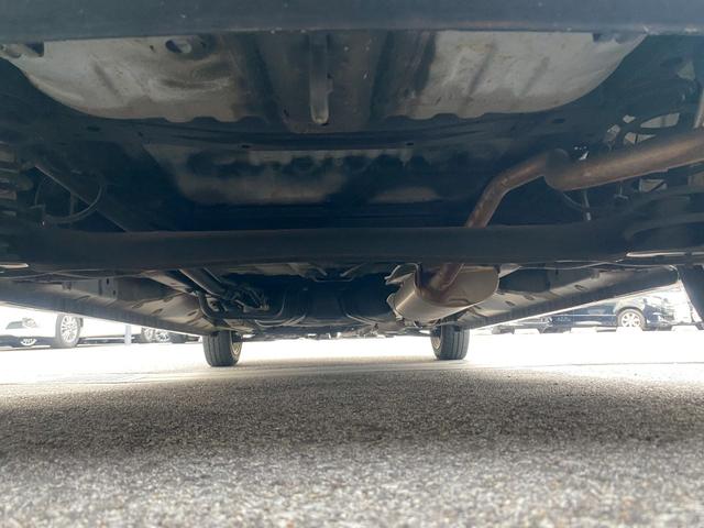 N-BOXカスタム G・Lパッケージ カロッツェリアHDDナビ フルセグ地デジTV ブルートゥース 両側パワースライドドア ETC車載器 ディスチャージヘッドライト スライドドアサンシェード オートリトラーミラー(41枚目)