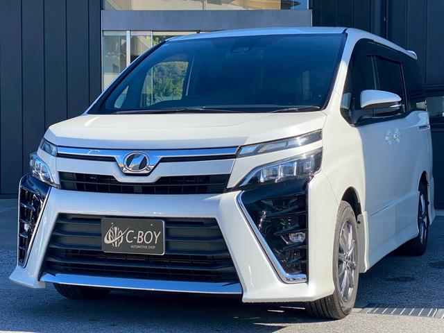 ヴォクシー ZS バックカメラ TVキット 純正ドラレコ 7人乗り ステアリングスイッチ フルセグTV ブルートゥース ビルトインETC クルーズコントロール トヨタセーフティプラス 両側パワースライドドア(5枚目)