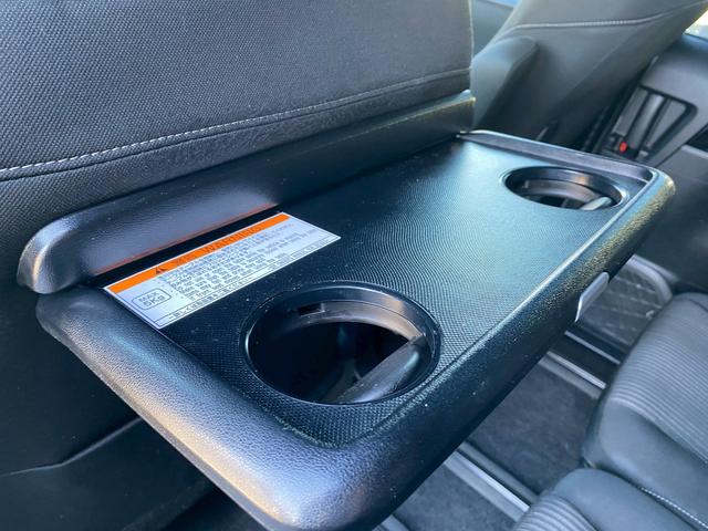 ヴォクシー ZS バックカメラ TVキット 純正ドラレコ 7人乗り ステアリングスイッチ フルセグTV ブルートゥース ビルトインETC クルーズコントロール トヨタセーフティプラス 両側パワースライドドア(44枚目)