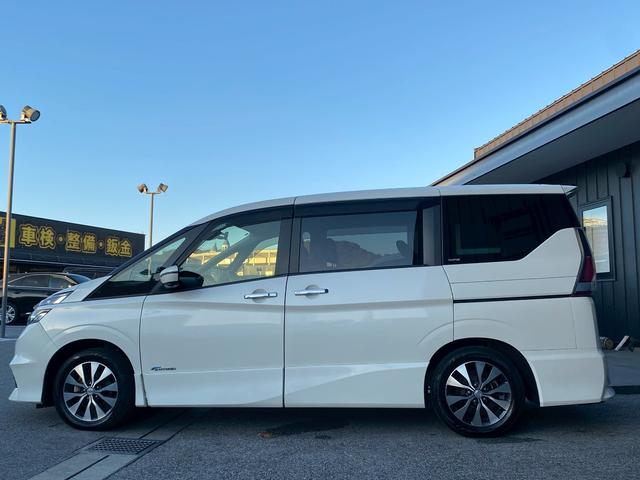 セレナ ハイウェイスター　純正９インチナビ　ブルートゥース　パーキングアシスト　両側パワースライドドア　フルセグＴＶ　パノラマモニター付き　ドライブレコーダー（12枚目）