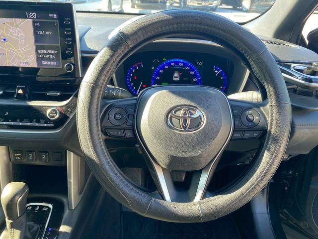 カローラクロス ハイブリッド　Ｚ　純正ディスプレイオーディオ　ナビキット　ブルートゥース　ビルトインＥＴＣ２．０　パノラミックビューモニター　運転席パワーシート　前席シートヒーター　パノラミックガラスルーフ　プリクラッシュセーフティ（23枚目）