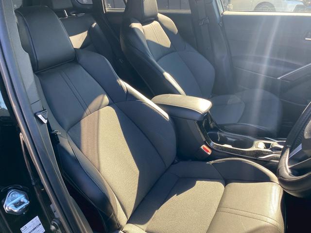 カローラクロス ハイブリッド　Ｚ　純正ディスプレイオーディオ　ナビキット　ブルートゥース　ビルトインＥＴＣ２．０　パノラミックビューモニター　運転席パワーシート　前席シートヒーター　パノラミックガラスルーフ　プリクラッシュセーフティ（30枚目）