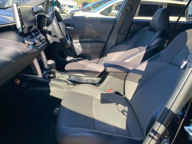 カローラクロス ハイブリッド　Ｚ　純正ディスプレイオーディオ　ナビキット　ブルートゥース　ビルトインＥＴＣ２．０　パノラミックビューモニター　運転席パワーシート　前席シートヒーター　パノラミックガラスルーフ　プリクラッシュセーフティ（31枚目）