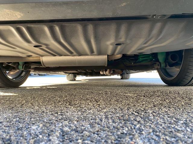 セレナ ライダー　オーテック３０ｔｈアニバーサリー　純正９インチＳＤナビ　フルセグ地デジＴＶ　ブルートゥース　アラウンドビューモニター　純正フリップダウンモニター　ホワイトレタータイヤ　シートヒーター　社外コンビハンドル　エマージェンシーブレーキ（48枚目）