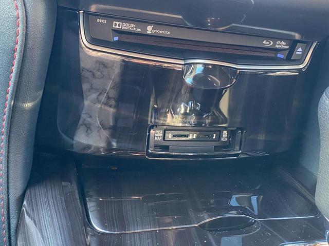 クラウンハイブリッド アスリートＳ　純正ＳＤマルチ　黒革パワーシート　シートエアコン　フルセグ地デジＴＶ　ブルートゥース　ブルーレイ再生　プリクラッシュセーフティ　レーダークルーズコントロール　ビルトインＥＴＣ　バックカメラ（22枚目）