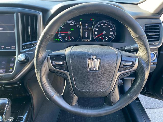 クラウンハイブリッド アスリートＳ　純正ＳＤマルチ　黒革パワーシート　シートエアコン　フルセグ地デジＴＶ　ブルートゥース　ブルーレイ再生　プリクラッシュセーフティ　レーダークルーズコントロール　ビルトインＥＴＣ　バックカメラ（26枚目）