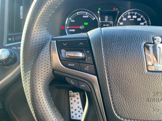 クラウンハイブリッド アスリートＳ　純正ＳＤマルチ　黒革パワーシート　シートエアコン　フルセグ地デジＴＶ　ブルートゥース　ブルーレイ再生　プリクラッシュセーフティ　レーダークルーズコントロール　ビルトインＥＴＣ　バックカメラ（27枚目）