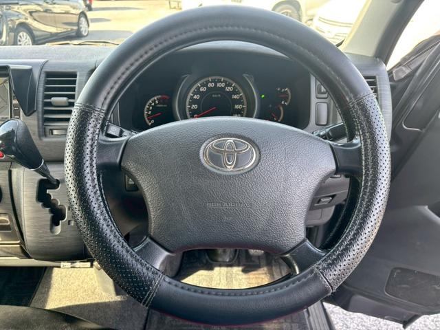 ハイエースバン ロングスーパーＧＬ　純正７インチナビ　バックカメラ　ＤＶＤ再生可　社外シートカバー　フルセグＴＶ　ＥＴＣ　ＡＣ１００Ｖ　フロアカーペット　社外エアロ（25枚目）