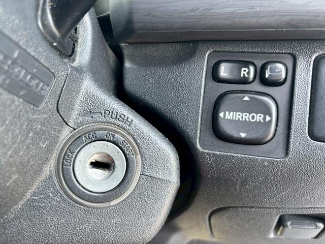 ハイエースバン ロングスーパーＧＬ　純正７インチナビ　バックカメラ　ＤＶＤ再生可　社外シートカバー　フルセグＴＶ　ＥＴＣ　ＡＣ１００Ｖ　フロアカーペット　社外エアロ（26枚目）