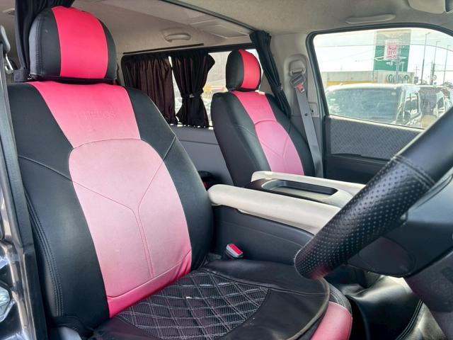 ハイエースバン ロングスーパーＧＬ　純正７インチナビ　バックカメラ　ＤＶＤ再生可　社外シートカバー　フルセグＴＶ　ＥＴＣ　ＡＣ１００Ｖ　フロアカーペット　社外エアロ（31枚目）