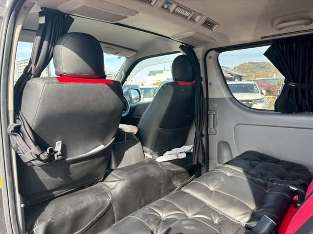 ハイエースバン ロングスーパーＧＬ　純正７インチナビ　バックカメラ　ＤＶＤ再生可　社外シートカバー　フルセグＴＶ　ＥＴＣ　ＡＣ１００Ｖ　フロアカーペット　社外エアロ（37枚目）