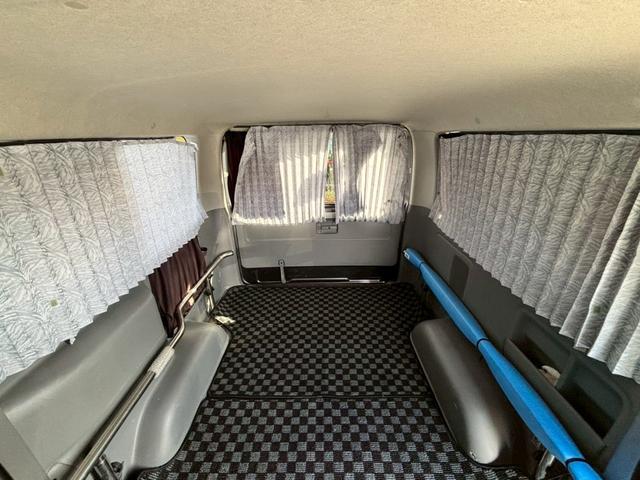 ハイエースバン ロングスーパーＧＬ　純正７インチナビ　バックカメラ　ＤＶＤ再生可　社外シートカバー　フルセグＴＶ　ＥＴＣ　ＡＣ１００Ｖ　フロアカーペット　社外エアロ（38枚目）