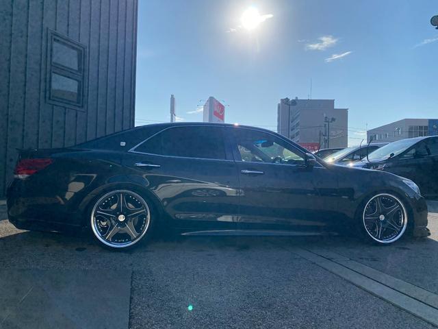 クラウン アスリートＳ　純正ナビ　フルセグＴＶ　ＴＶキット　ビルトインＥＴＣ　クルーズコントロール　車高調　モデリスタフロント・リア・エアロ　バックカメラ　ブルートゥース　パドルシフト　サンルーフ　パワーシート（8枚目）