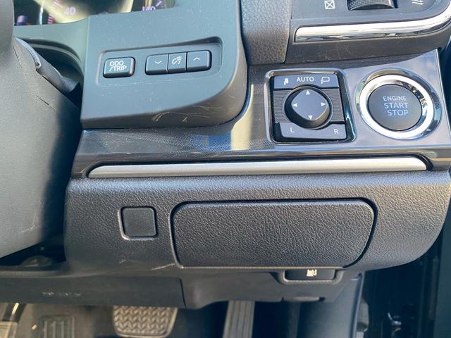 クラウン アスリートＳ　純正ナビ　フルセグＴＶ　ＴＶキット　ビルトインＥＴＣ　クルーズコントロール　車高調　モデリスタフロント・リア・エアロ　バックカメラ　ブルートゥース　パドルシフト　サンルーフ　パワーシート（30枚目）