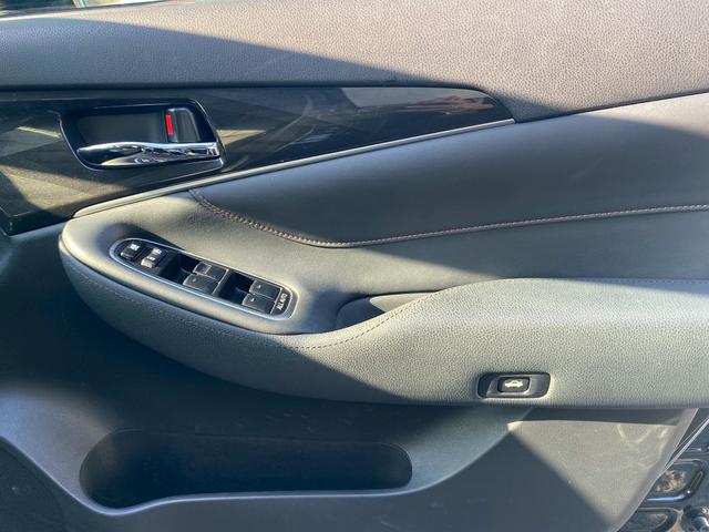 クラウン アスリートＳ　純正ナビ　フルセグＴＶ　ＴＶキット　ビルトインＥＴＣ　クルーズコントロール　車高調　モデリスタフロント・リア・エアロ　バックカメラ　ブルートゥース　パドルシフト　サンルーフ　パワーシート（33枚目）