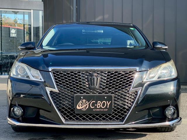 クラウンハイブリッド アスリートＳ　純正ナビ　フルセグＴＶ　ミラー型ドラレコ　ビルトインＥＴＣ　サンルーフ　バックカメラ　ブルートゥース　社外サイドカメラ　クルーズコントロール　パワーシート　４本出しマフラー（6枚目）
