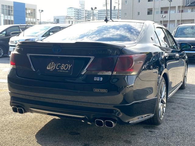 クラウンハイブリッド アスリートＳ　純正ナビ　フルセグＴＶ　ミラー型ドラレコ　ビルトインＥＴＣ　サンルーフ　バックカメラ　ブルートゥース　社外サイドカメラ　クルーズコントロール　パワーシート　４本出しマフラー（9枚目）