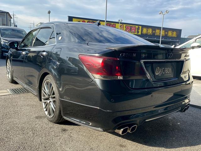 クラウンハイブリッド アスリートＳ　純正ナビ　フルセグＴＶ　ミラー型ドラレコ　ビルトインＥＴＣ　サンルーフ　バックカメラ　ブルートゥース　社外サイドカメラ　クルーズコントロール　パワーシート　４本出しマフラー（11枚目）