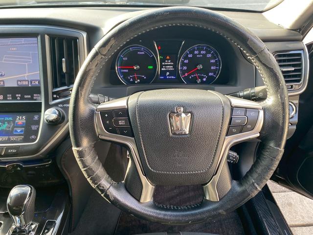 クラウンハイブリッド アスリートＳ　純正ナビ　フルセグＴＶ　ミラー型ドラレコ　ビルトインＥＴＣ　サンルーフ　バックカメラ　ブルートゥース　社外サイドカメラ　クルーズコントロール　パワーシート　４本出しマフラー（24枚目）