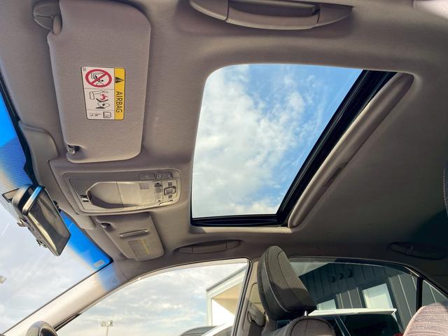 クラウンハイブリッド アスリートＳ　純正ナビ　フルセグＴＶ　ミラー型ドラレコ　ビルトインＥＴＣ　サンルーフ　バックカメラ　ブルートゥース　社外サイドカメラ　クルーズコントロール　パワーシート　４本出しマフラー（43枚目）