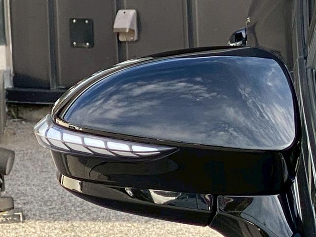 クラウンハイブリッド アスリートＳ　純正ナビ　フルセグＴＶ　ミラー型ドラレコ　ビルトインＥＴＣ　サンルーフ　バックカメラ　ブルートゥース　社外サイドカメラ　クルーズコントロール　パワーシート　４本出しマフラー（45枚目）