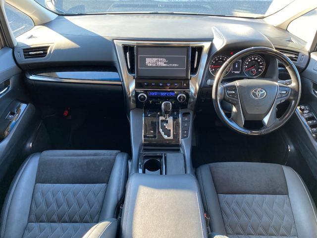 アルファード 2.5S Cパッケージ 純正10インチSDナビ フルセグ地デジTV ブルートゥース 純正フリップダウンモニター プリクラッシュセーフティ レーダークルーズコントロール バックカメラ ビルトインETC ステアリングヒーター(16枚目)