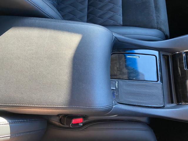 アルファード 2.5S Cパッケージ 純正10インチSDナビ フルセグ地デジTV ブルートゥース 純正フリップダウンモニター プリクラッシュセーフティ レーダークルーズコントロール バックカメラ ビルトインETC ステアリングヒーター(29枚目)