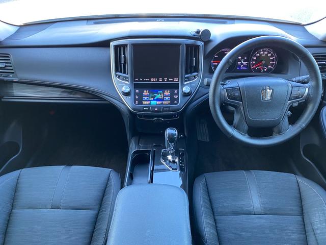 クラウンハイブリッド アスリートＳ　プリクラッシュセーフティ　レーダークルーズコントロール　クリアランスソナー　パワーシート　シートヒーター　ステアリングヒーター　ステアリモコン　ＵＳＢ入力　ビルトインＥＴＣ　ディスチャージヘッドライト（15枚目）