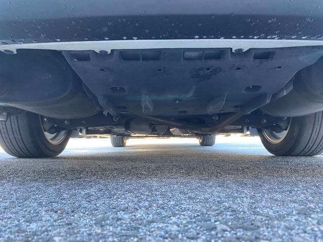 クラウンハイブリッド アスリートＳ　プリクラッシュセーフティ　レーダークルーズコントロール　クリアランスソナー　パワーシート　シートヒーター　ステアリングヒーター　ステアリモコン　ＵＳＢ入力　ビルトインＥＴＣ　ディスチャージヘッドライト（45枚目）