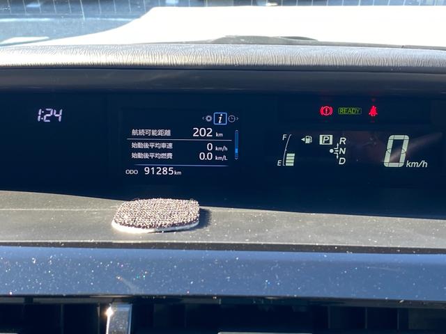 プリウスアルファ Ｓツーリングセレクション・Ｇ’ｓ　純正８インチＳＤナビ　フルセグ地デジＴＶ　ブルートゥース　ビルトインＥＴＣ　バックカメラ　ハーフレザーシート　革巻ハンドル　ＬＥＤヘッドライト　前後フォグランプ　ミラー型ドライブレコーダー（17枚目）