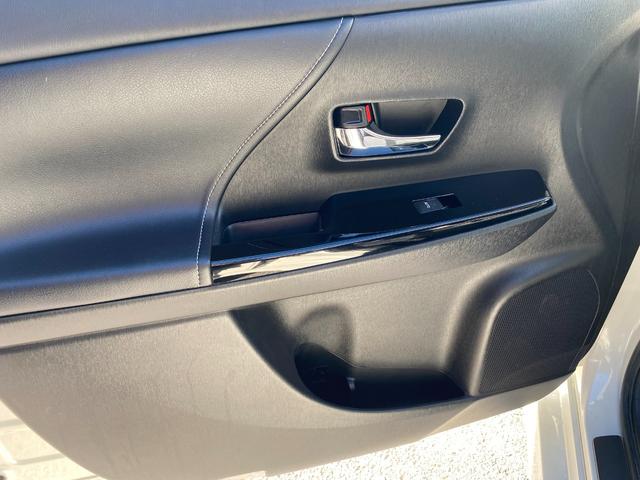 プリウスアルファ Ｓツーリングセレクション・Ｇ’ｓ　純正８インチＳＤナビ　フルセグ地デジＴＶ　ブルートゥース　ビルトインＥＴＣ　バックカメラ　ハーフレザーシート　革巻ハンドル　ＬＥＤヘッドライト　前後フォグランプ　ミラー型ドライブレコーダー（44枚目）